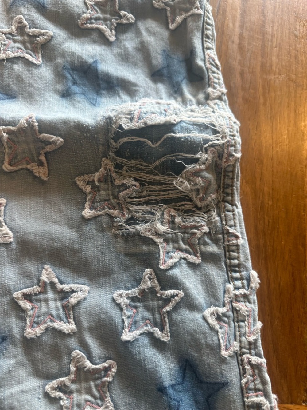 Magnolia Pearl Star O’Keefe Jeans- distressed light blue denim - Picture 6 of 10
